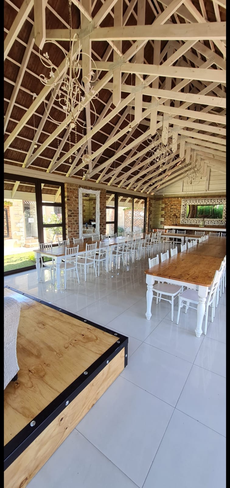 WhatsApp Image 2024-02-20 at 08.21.20_e957dd3e Fab Conference Venue for Businesses